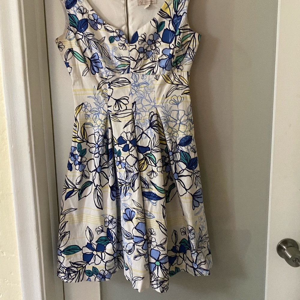 Lovely Mini flared dress size 4-6